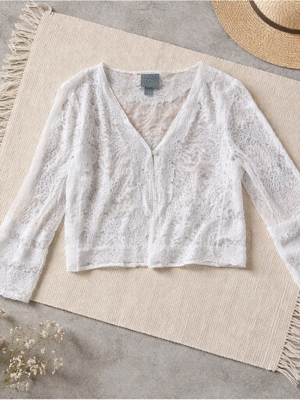 Rabbit Rabbit Lace Cardigan - Picture 3 of 3